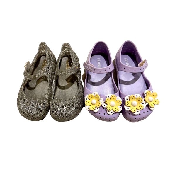 Mini Melissa size 8 bundle: Furadinha purple and Campana Zig Zag silver sparkle - Picture 1 of 15